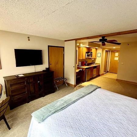 Mt Cb Mountain Side With King Bed, Hot Tub, Pool & Kitchen! Lejlighed Crested Butte Eksteriør billede
