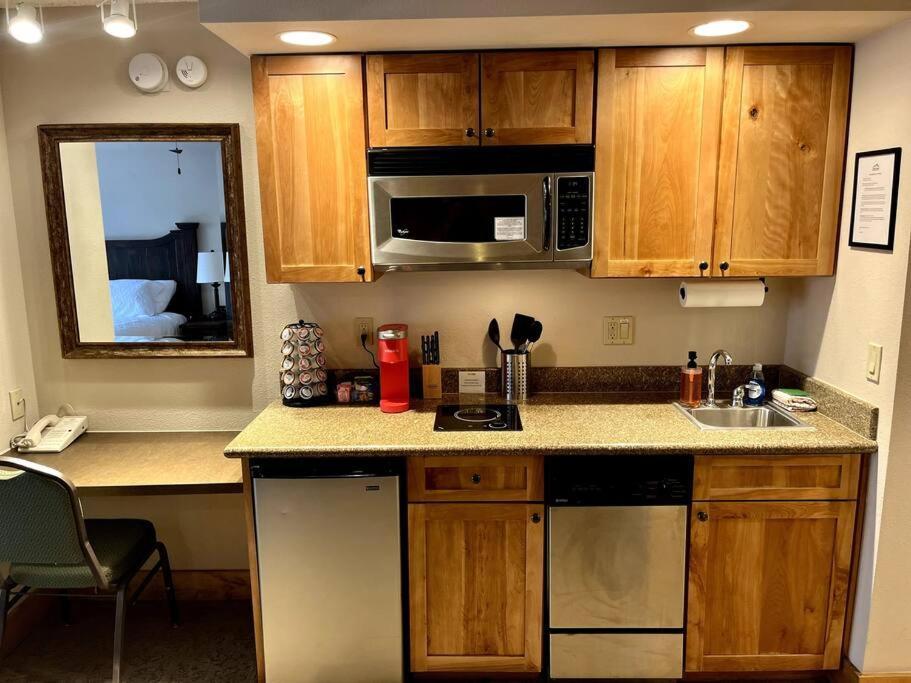 Mt Cb Mountain Side With King Bed, Hot Tub, Pool & Kitchen! Lejlighed Crested Butte Eksteriør billede