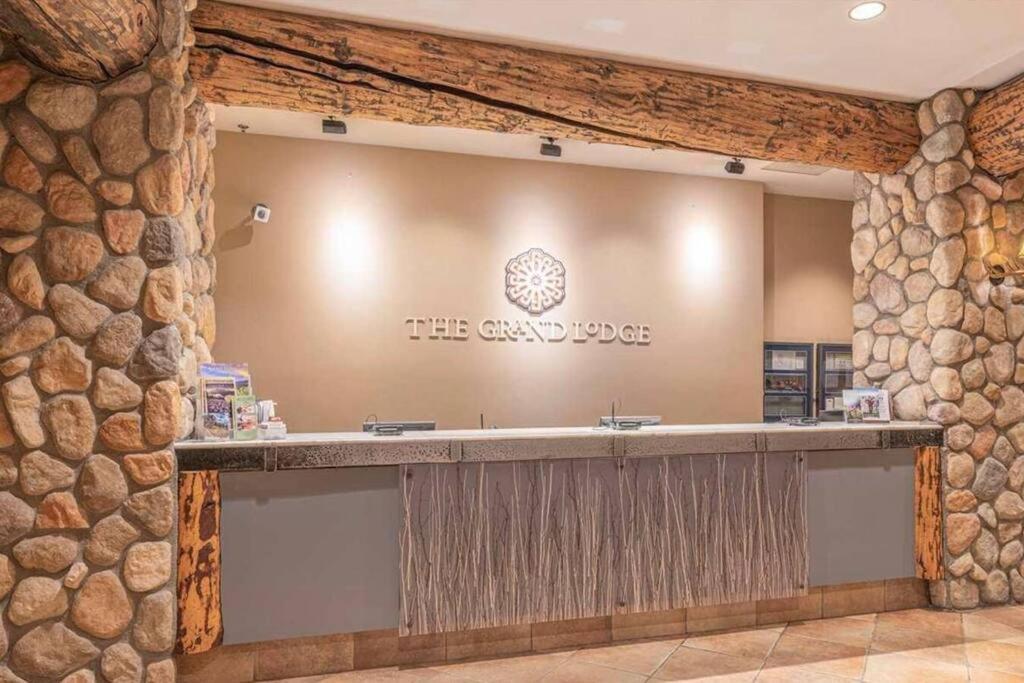 Mt Cb Mountain Side With King Bed, Hot Tub, Pool & Kitchen! Lejlighed Crested Butte Eksteriør billede